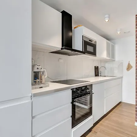 Modern By Harbor 公寓 *